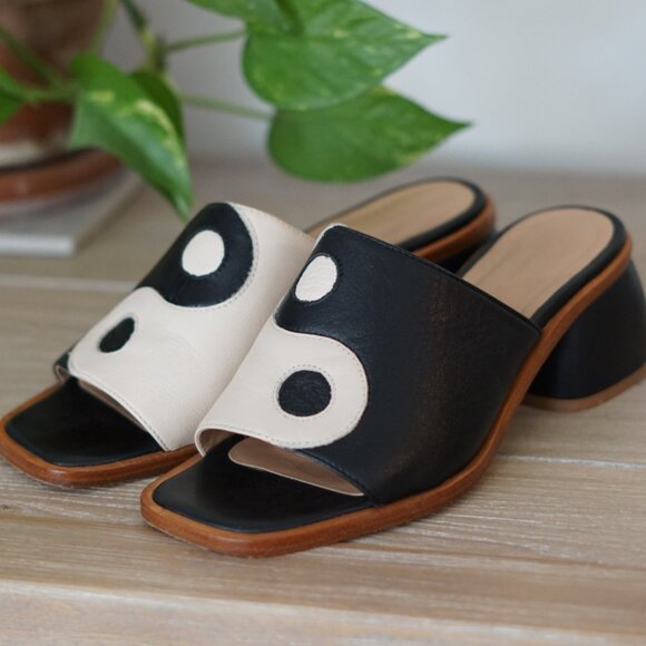 Paloma Wool Balance Yin Yang Mules - Picture 1 of 9
